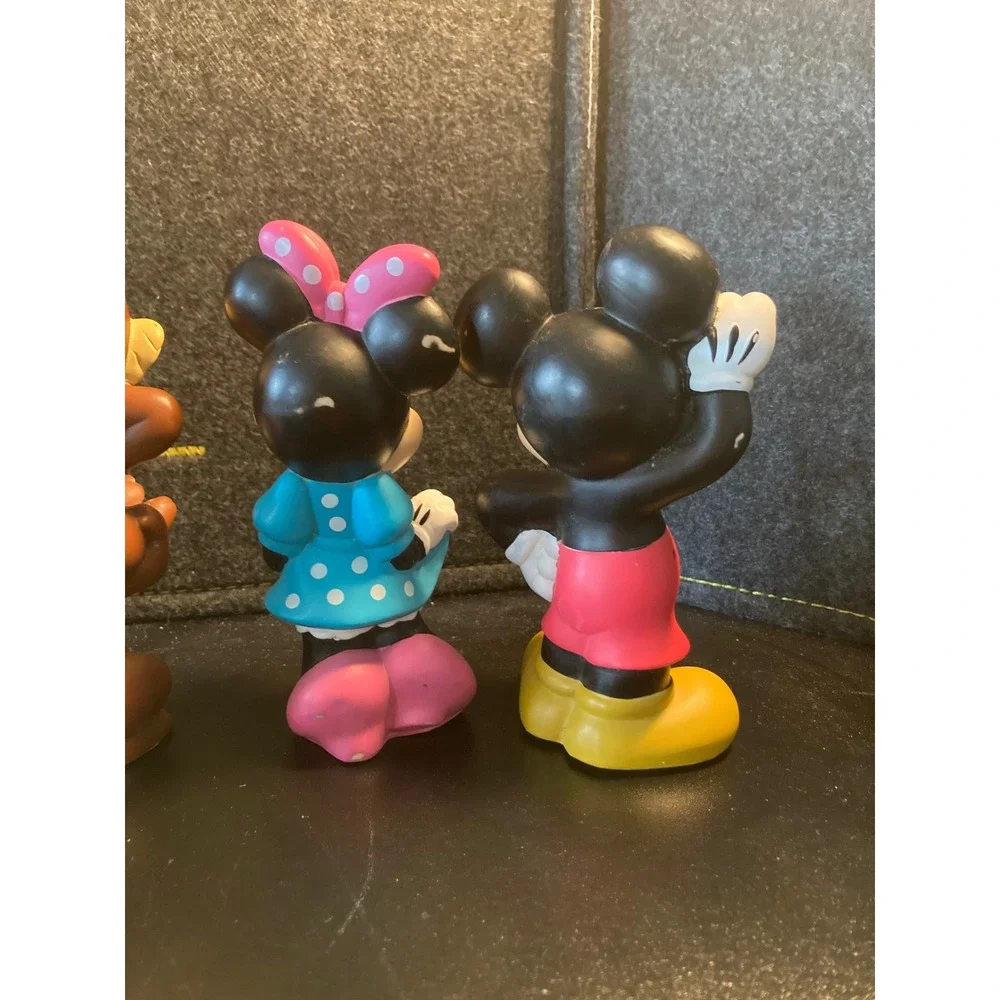 Disney Store Mickey Mouse and Friends 6 Piece Bath Toy Figure Set B101Q4150066
